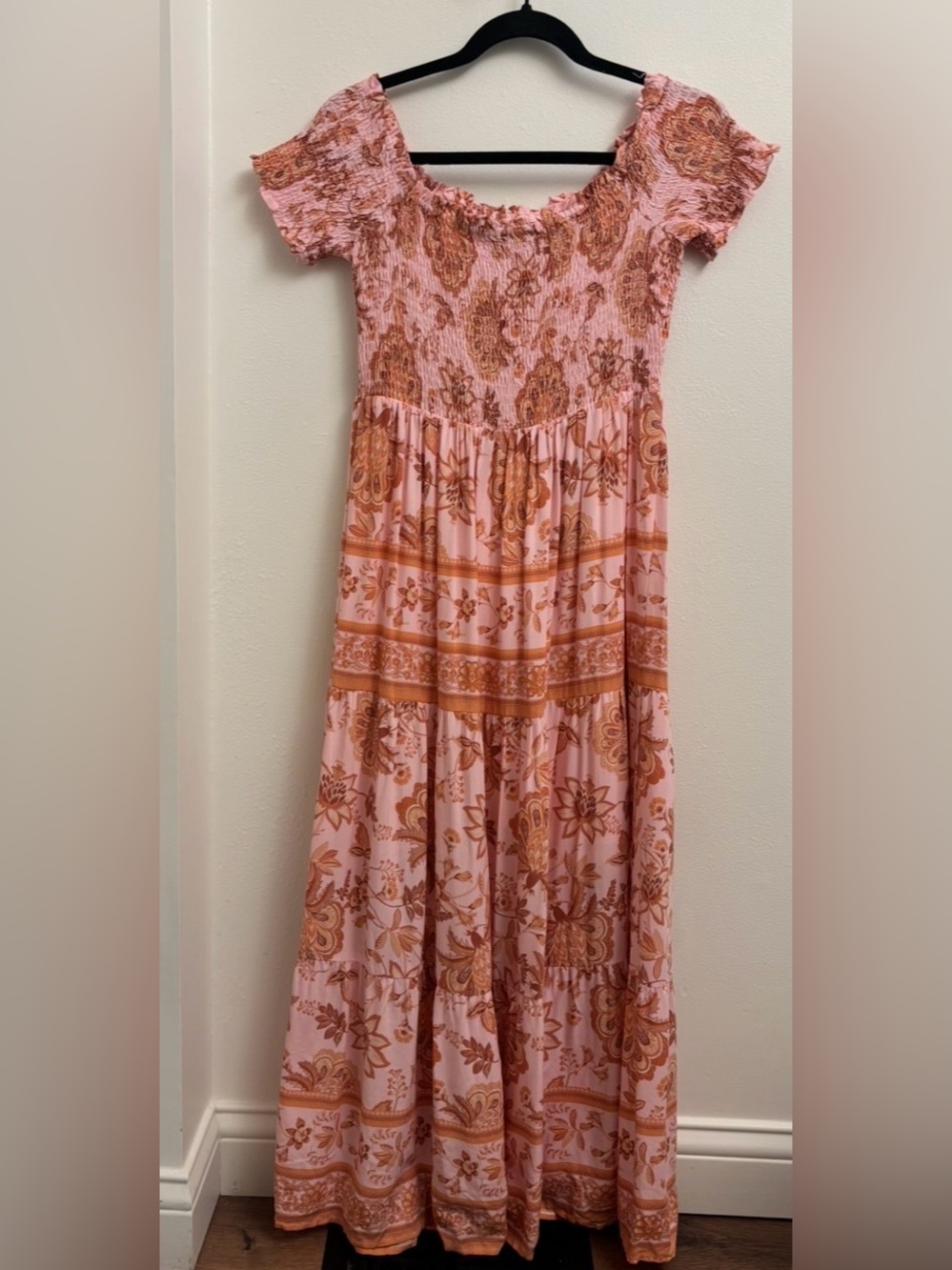 Vici Off Should Floral Midi Dress Medium, Smocked Top Pink and Orange